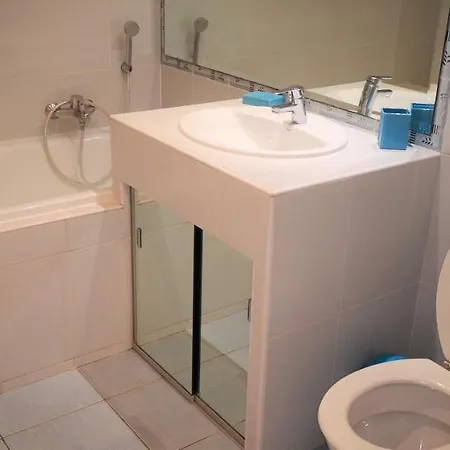 Domaine Flore Apartment *