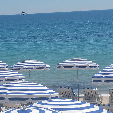 Domaine Flore Dauphin Apartment *