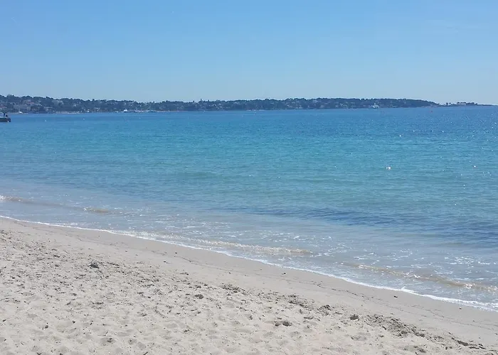 Domaine Flore Dauphin Appartement *